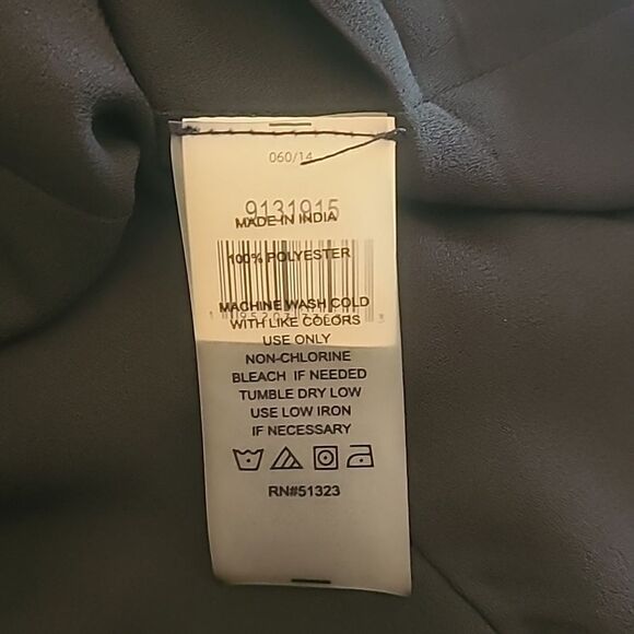 Vince Camuto Floral Maxi Dress Sleeveless Border Detail Black Red Yellow Size 14 - Picture 12 of 13